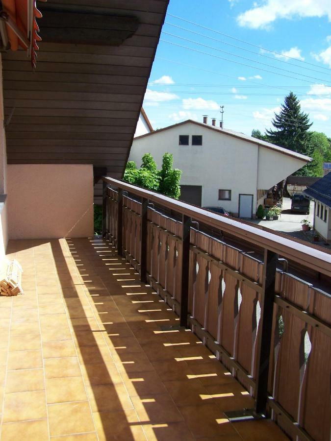 Bea'S Monteurzimmer Seckach Exterior photo
